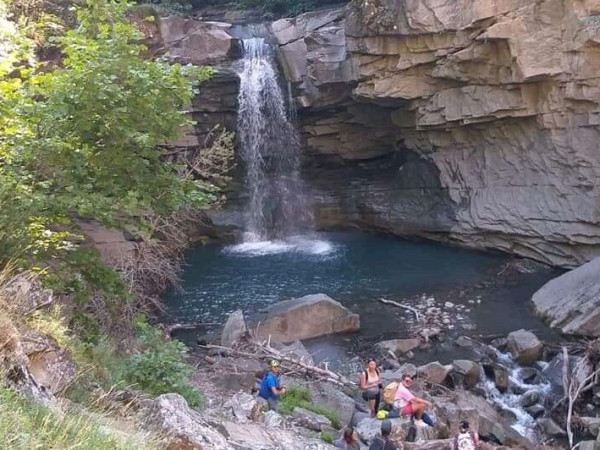 Activité cascade Azur et Neige vacances